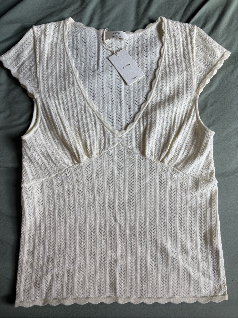 Wilfred Cream Scalloped Knit V-Neck Camisole